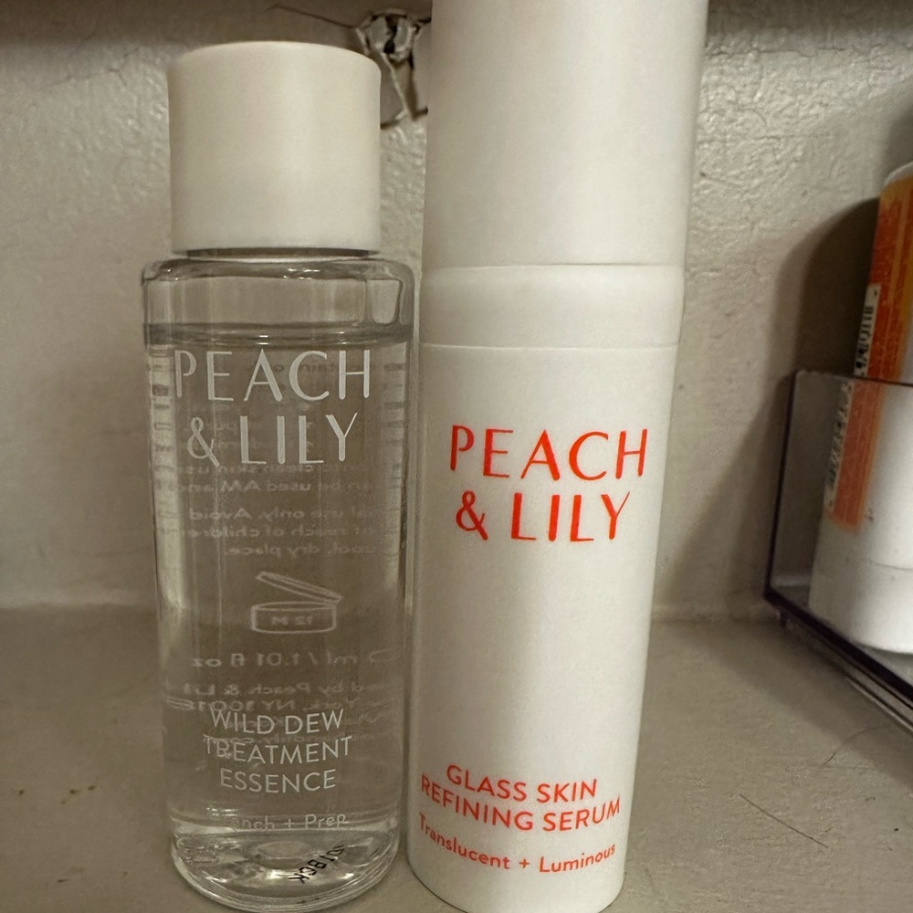 Peach and Lily mini glass skin set